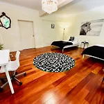 Hostel Luxury In Centre Location *