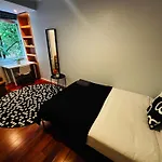Luxury In Centre Location Hostel Lizbona