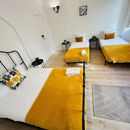 Luxury In Centre Location 旅馆 *