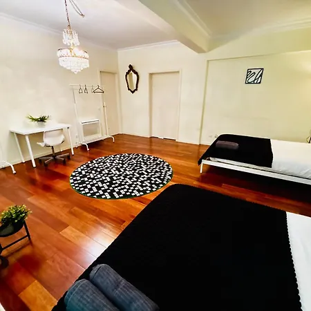 Luxury In Centre Location 旅馆 *