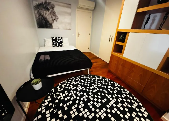 אכסניה Luxury In Centre Location ליסבון